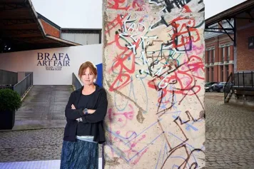 MÉCÉNAT | 70 000€ pour le Télévie/FNRS suite à la vente d'un segment du Mur de Berlin !