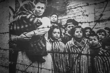 IN MEDIA ????? Les humains, sont-ils voués à répéter les atrocités du passé ? La réponse des neurosciences