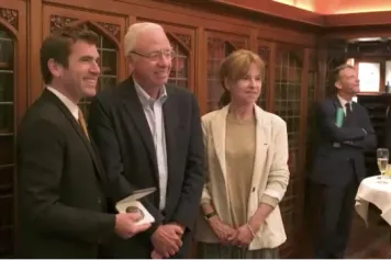 Les vacances, c'est aussi avoir du temps pour regarder en toute décontraction toutes les capsules Z-Science que vous avez loupées pendant l'année, que ce soit à la télé ou devant votre PC ...