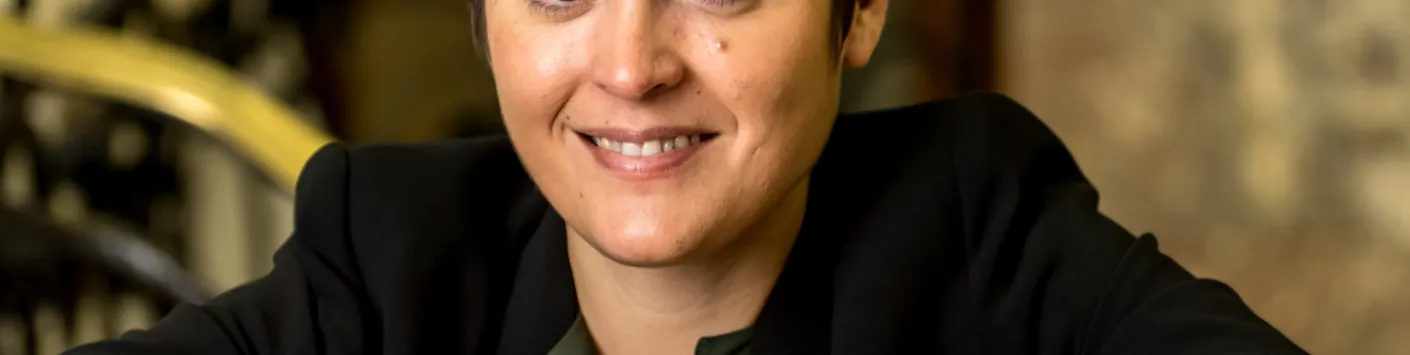 Ana Beloqui Garcia receives the CRS Rising Women in Science Award